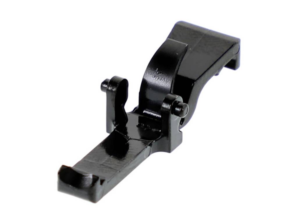 Ein schwarzes Kunststoffteil mit einem flachen, länglichen Abschnitt und zwei seitlichen Stützen, möglicherweise ein mechanisches Bauteil.