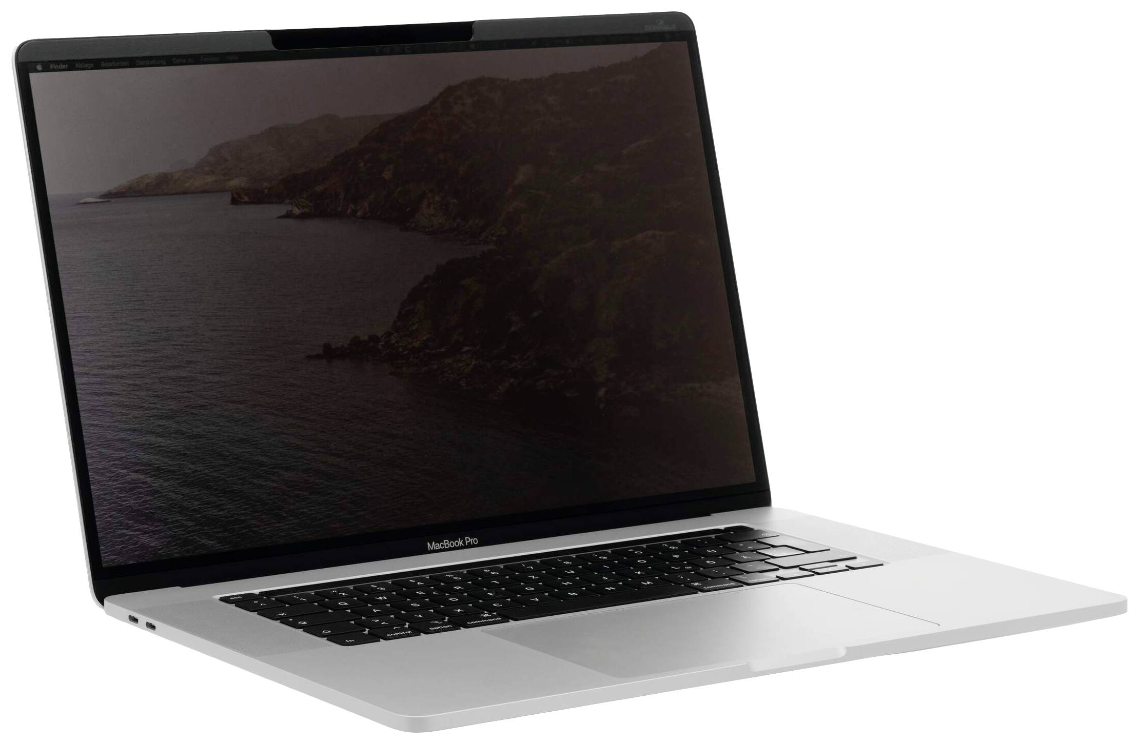 Ein geöffneter Laptop mit schwarzem Bildschirm, silbernem Gehäuse und schwarzer Tastatur, auf einem weißen Hintergrund.