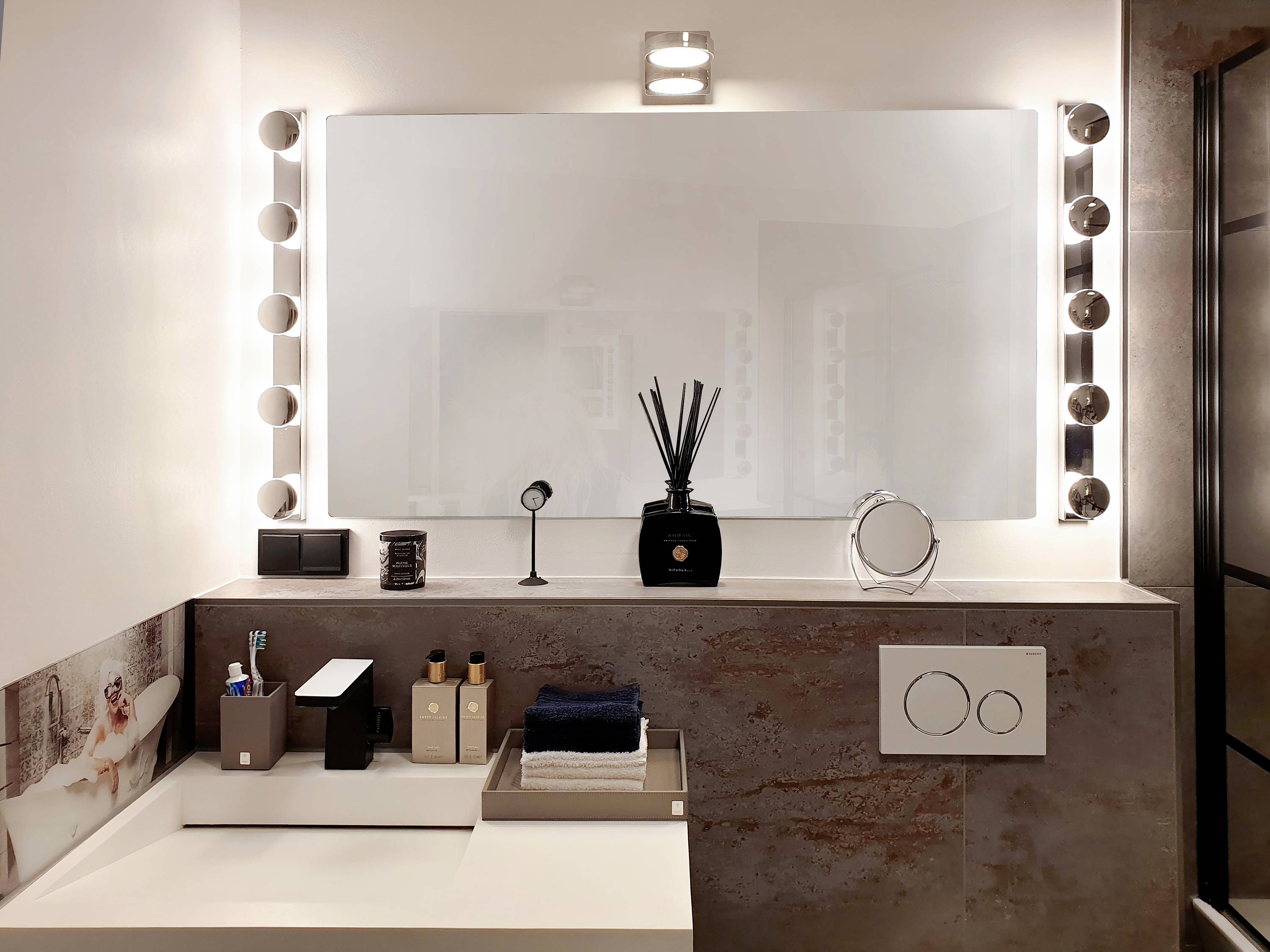 Megger DLRO10X Ducter Ohmmeter + DH4-C Ohmmeter