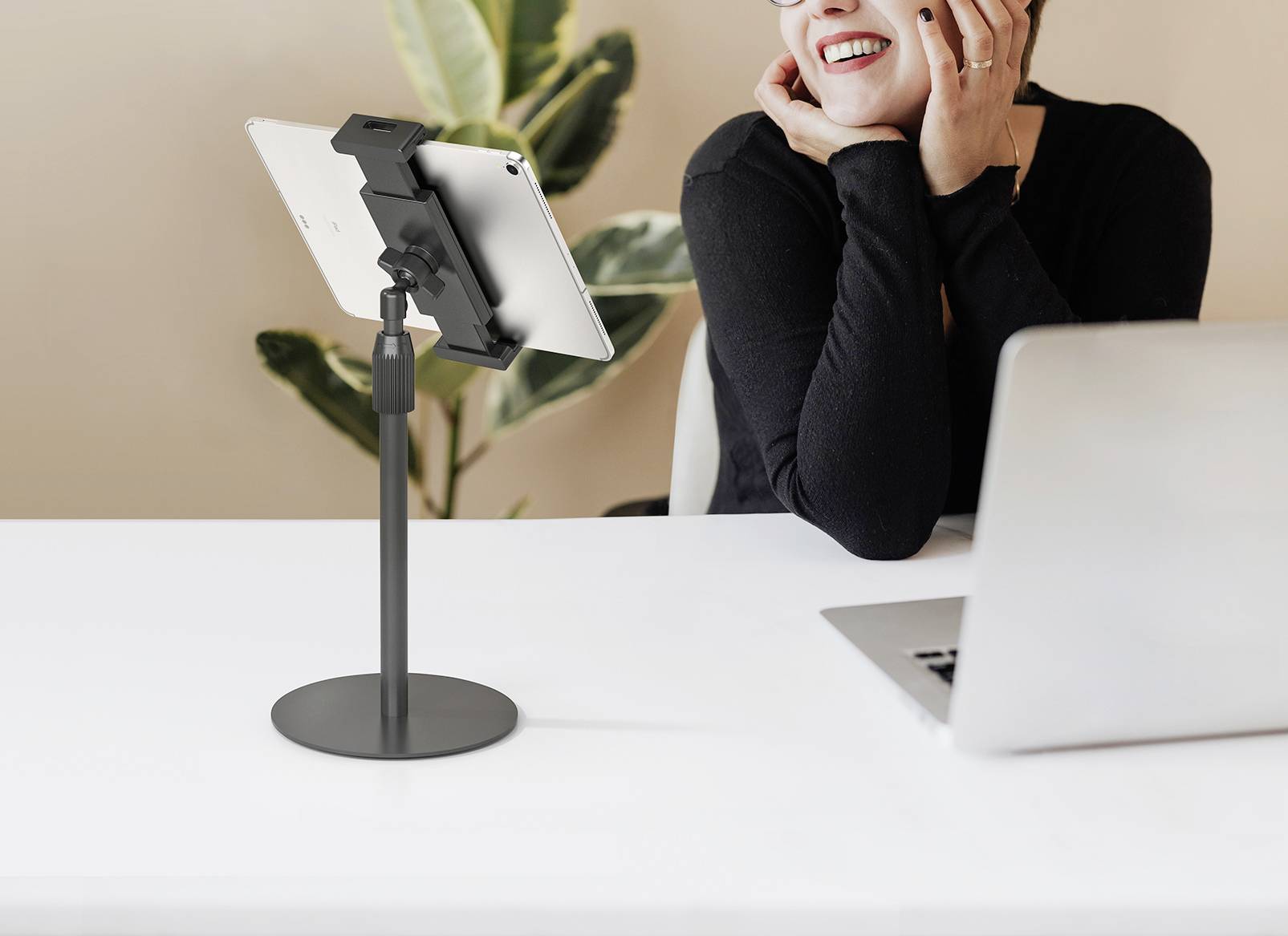 My Wall HT30L Tablet-Ständer Universal 11,9 cm (4,7") - 32 cm (12,6")