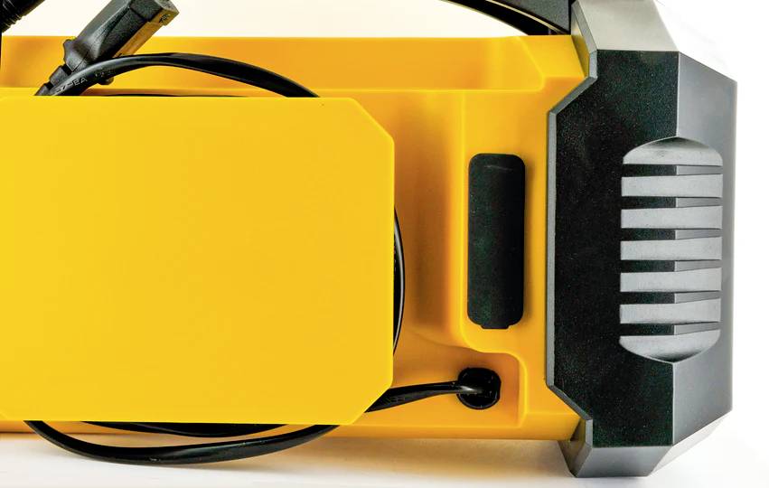 Schwaiger DABWORK2 513 Baustellenradio DAB+, UKW AUX, Bluetooth®, USB Akku-Ladefunktion, spritzwassergeschützt, staubdicht