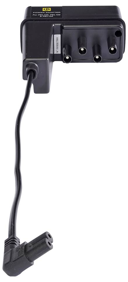 Elektronisches Ladegerät mit vier Steckplätzen und langem Kabel. Schwarzes Gehäuse, geeignet für unterschiedliche Anschlüsse.