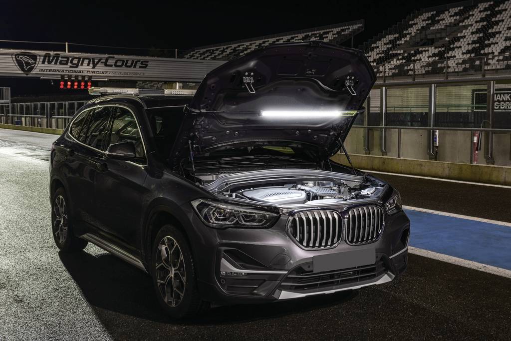 Philips Automotive X60BONNX1 Xperion 6000 Bonnet LED-Motorraumleuchte LED Motorhaubenleuchte akkubetrieben 1200 lm