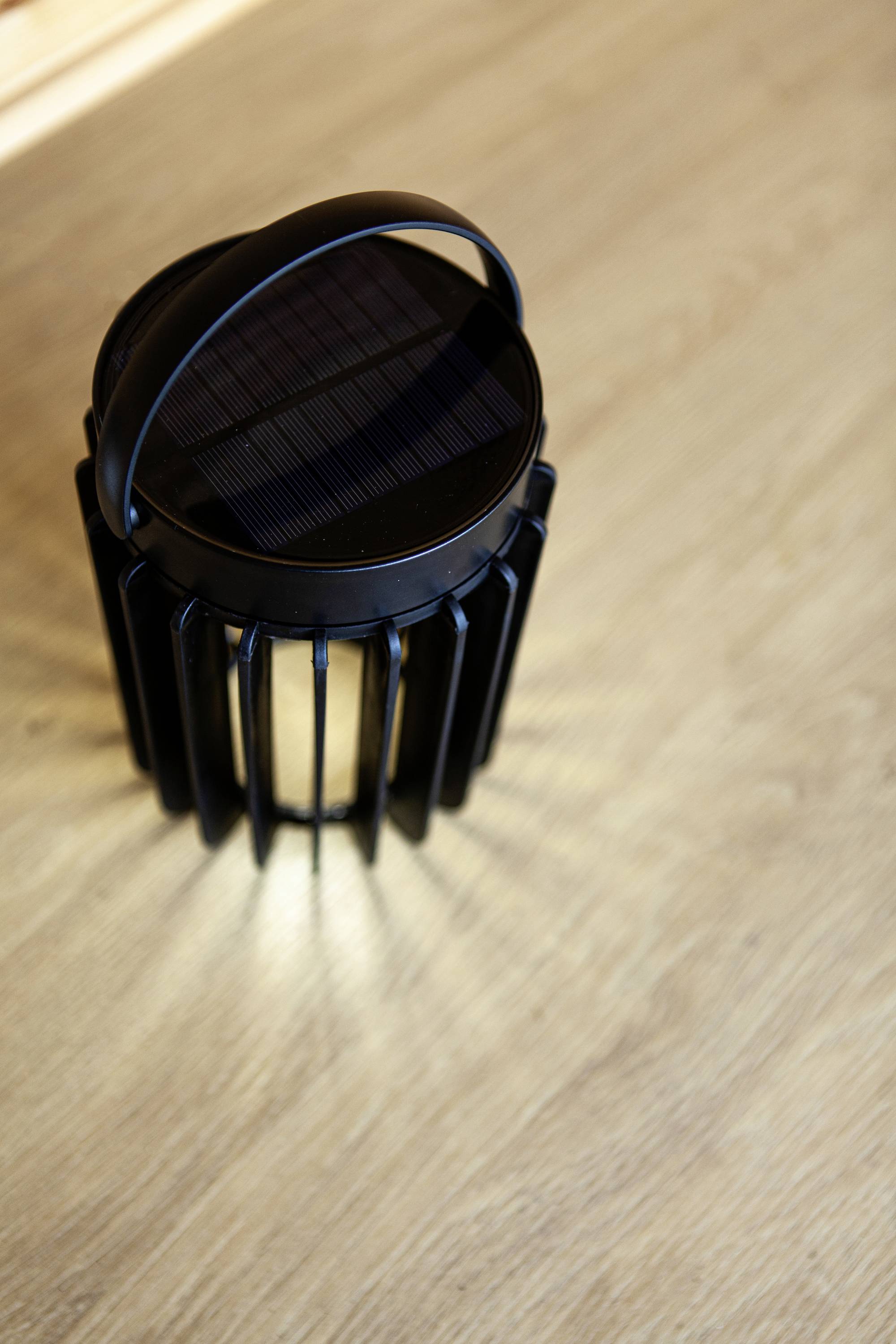 Lutec 6933701330 KOZY Solar-Tischlampe 2.80W Neutralweiß Schwarz