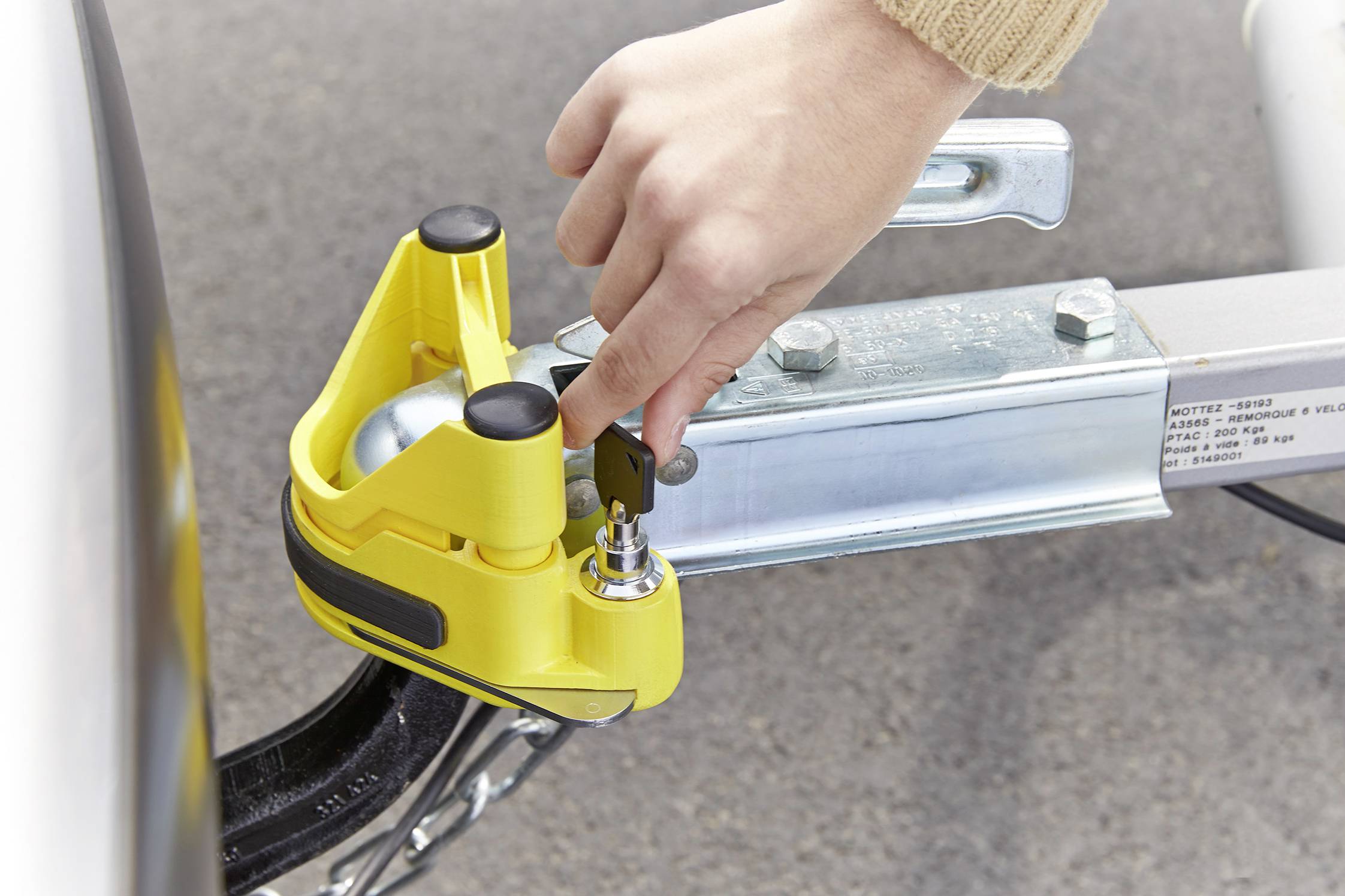 Mottez Anhänger-Diebstahlsicherung Kastensicherung