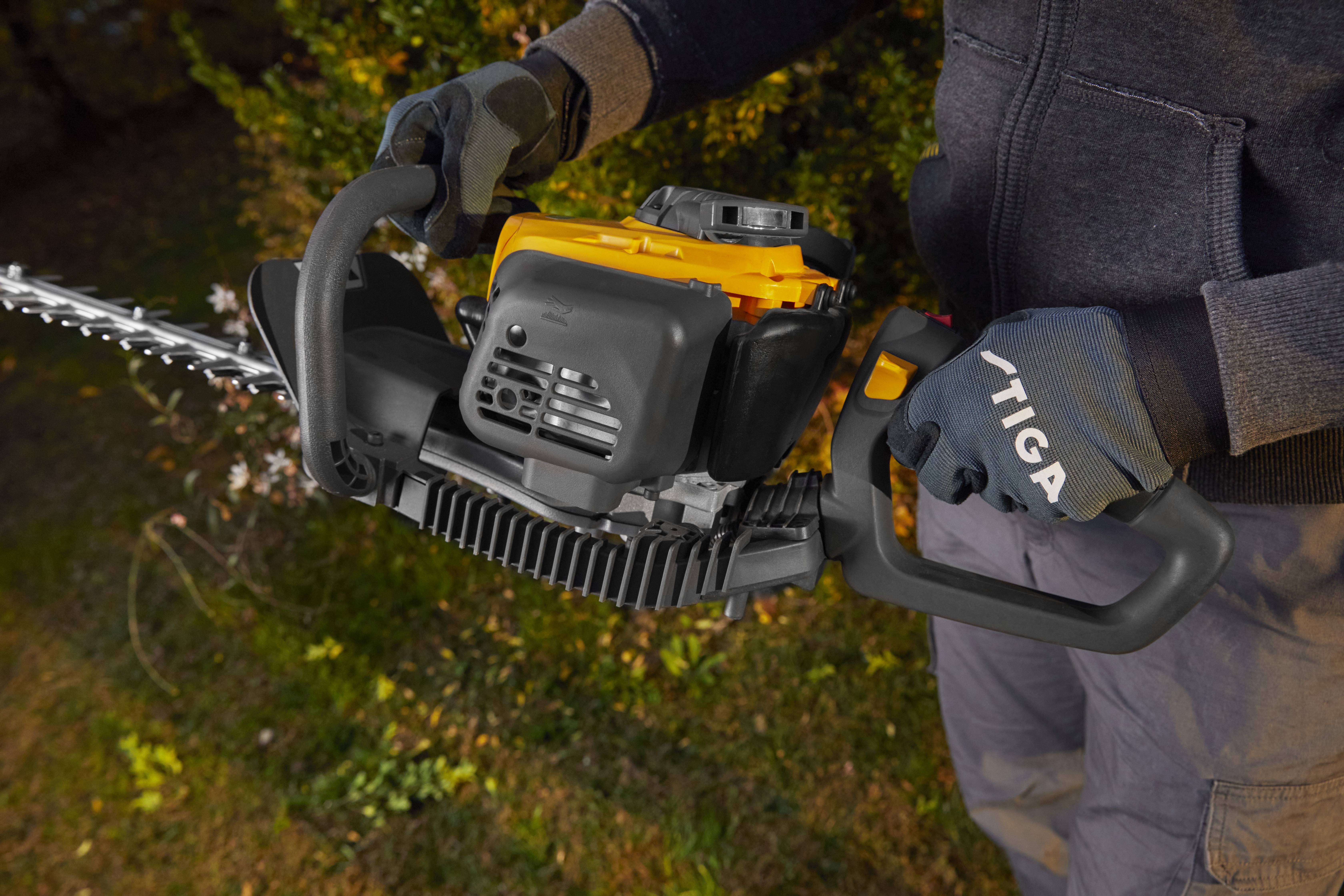 STIGA HT 525 Benzin Heckenschere 0.65kW 600mm