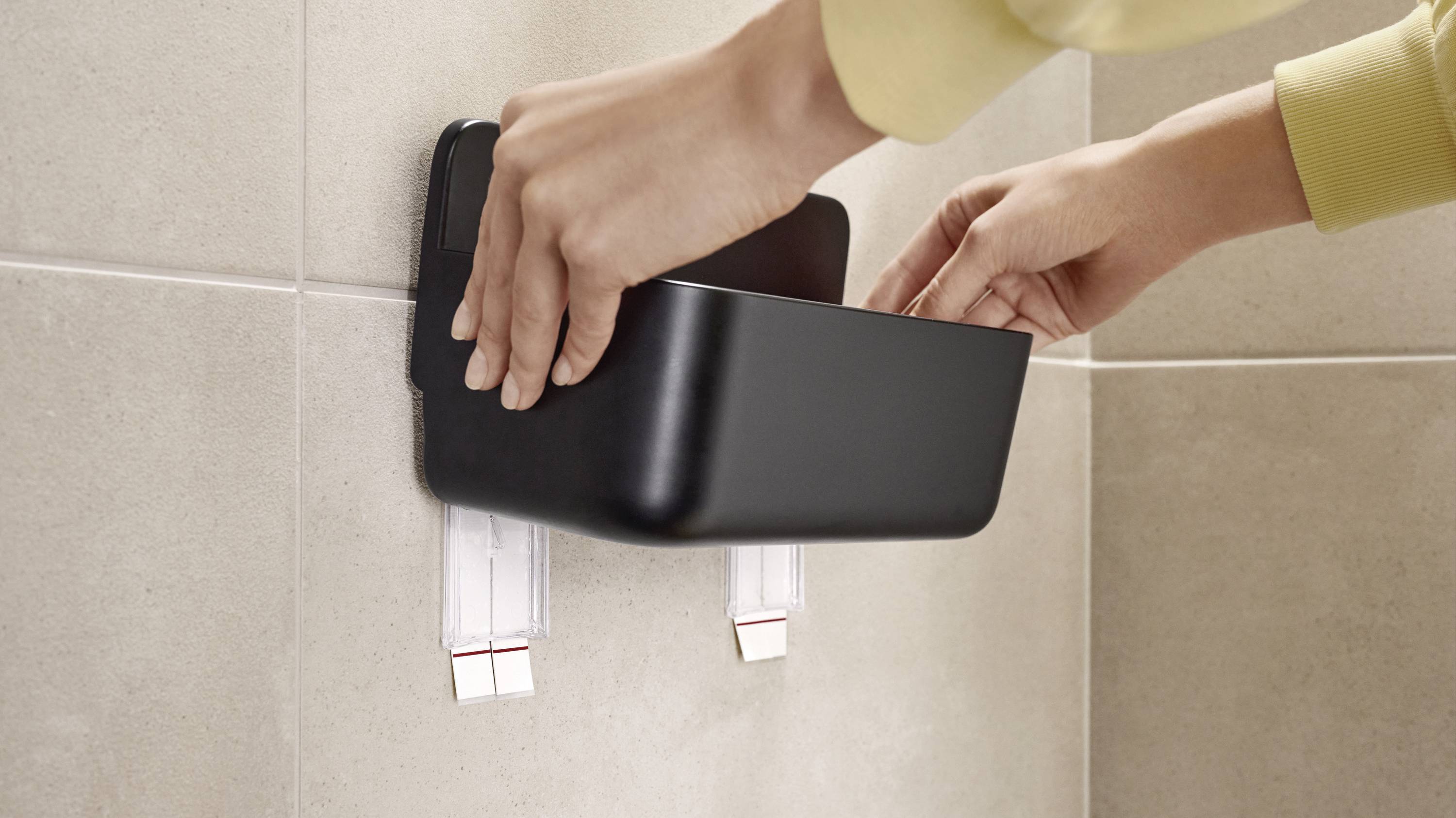 tesa 40516-00000-00 LAVAA Duschkorb Klebstoff Schwarz (matt)