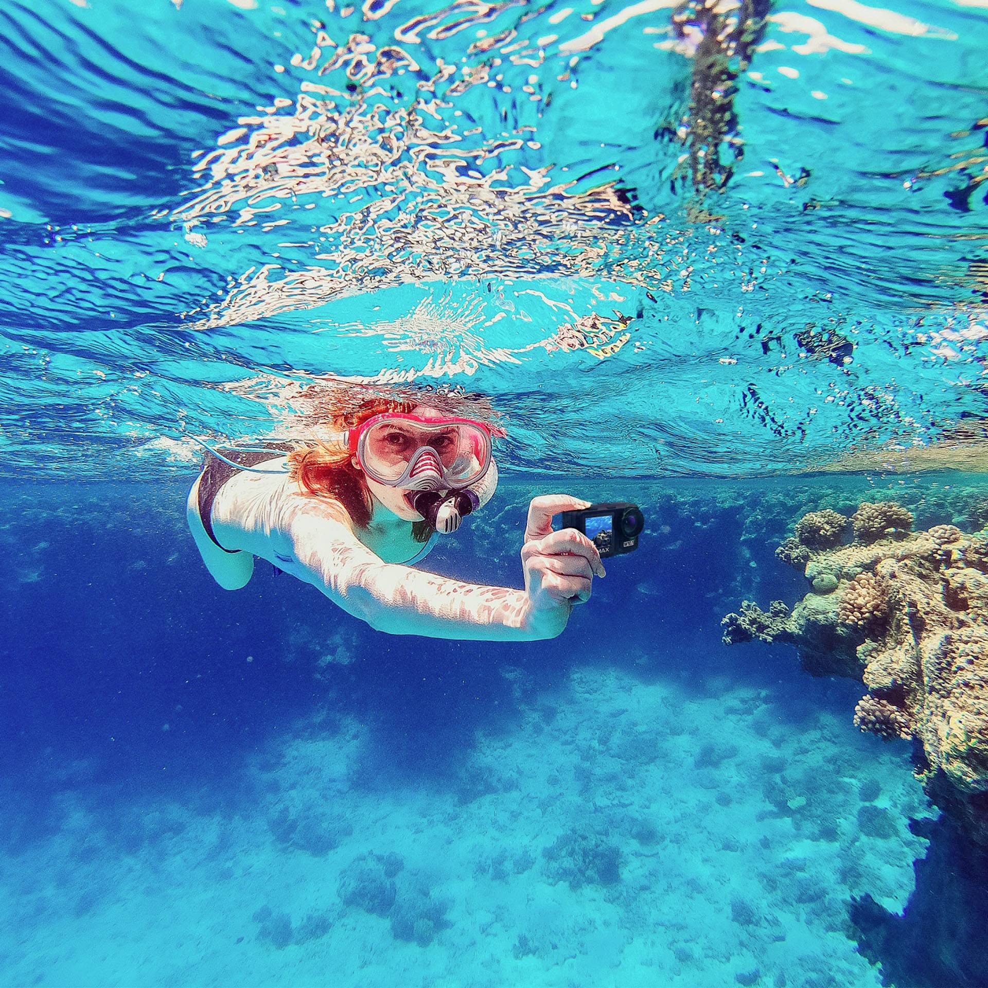 Lamax LAMAX W10.1 Action Cam 4K, Bildstabilisierung, Dual-Display, Wasserfest, Touch-Screen, Full-HD, WLAN