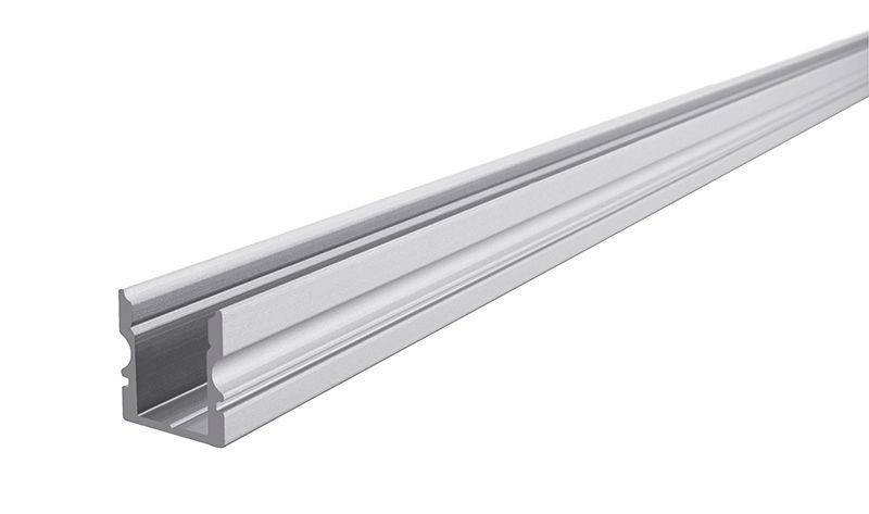 Aluminiumprofil in L-Form, silbern, mit glatter Oberfläche. Verwendet für strukturelle Anwendungen und Befestigungssysteme.