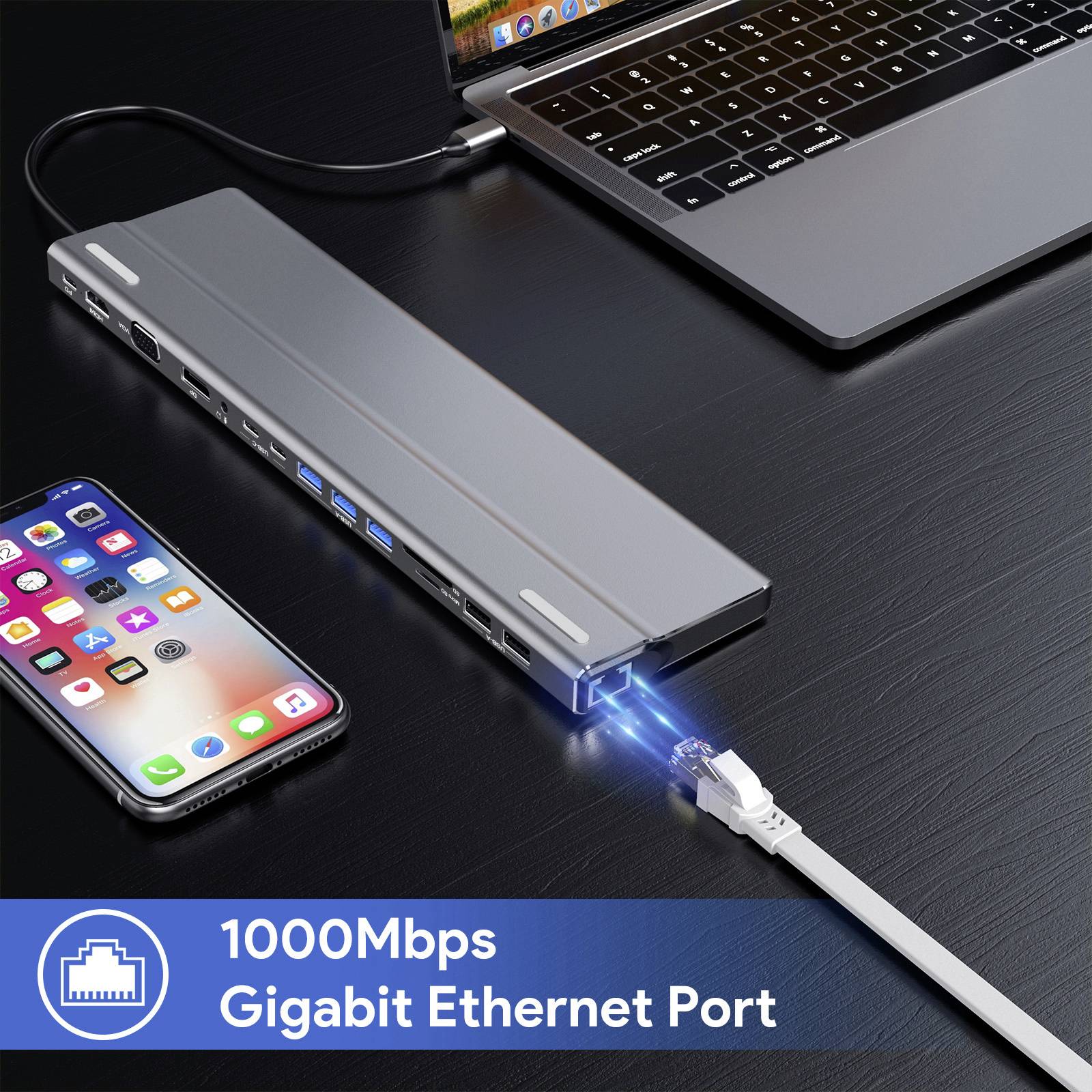 USB-C-Hub mit integriertem HDMI, USB-Anschlüssen und Gigabit-Ethernet, verbunden mit einem Laptop; daneben ein Smartphone.