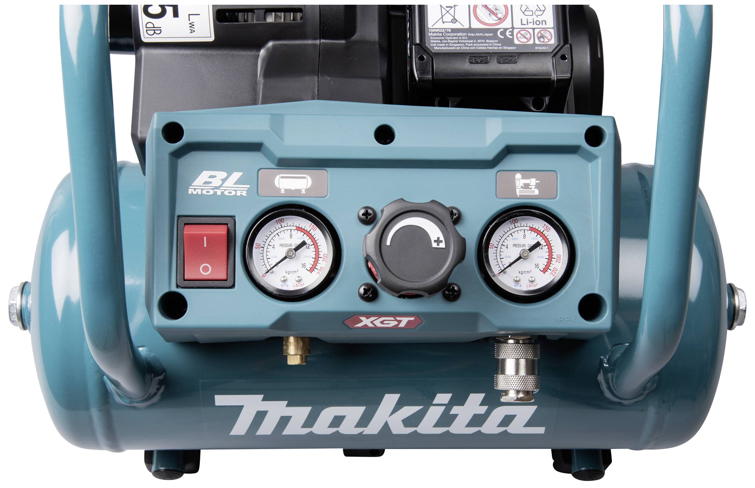 Makita Akku-Druckluft-Kompressor AC001GZ 9.3 bar