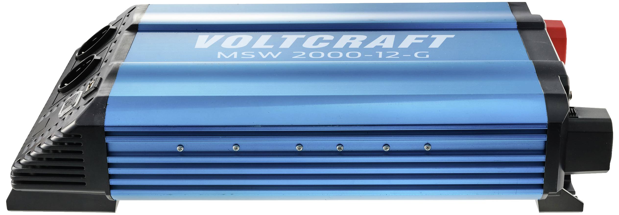 Blauer Spannungswandler mit der Aufschrift 'Voltcraft MSW 2000-12-G'. Gerät zur Umwandlung von Gleichstrom in Wechselstrom.