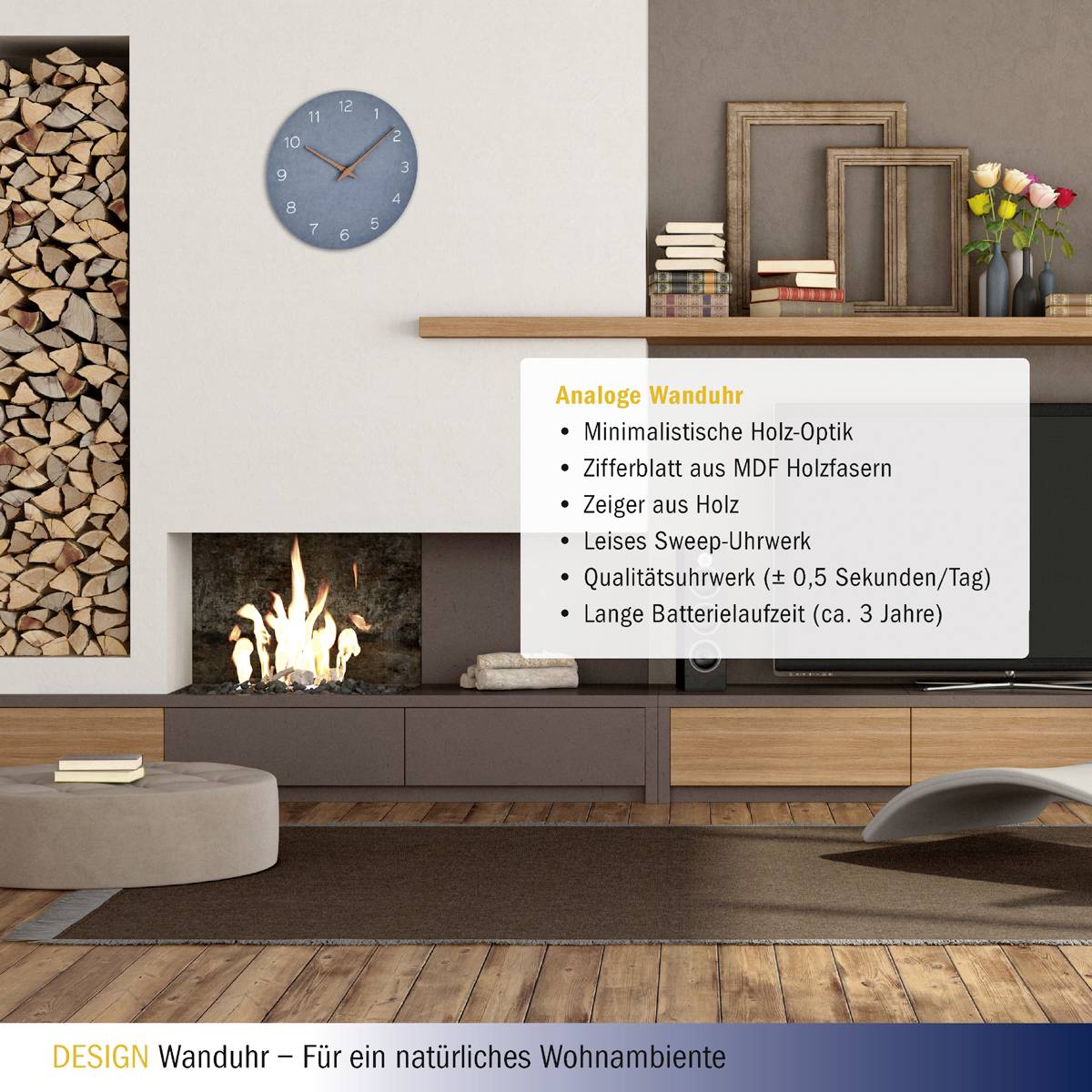 Eine minimalistische Wohnzimmereinrichtung mit analoger Wanduhr, Holzstapeln, Kamin und modernem Regal. Infos zu Uhr und Design.