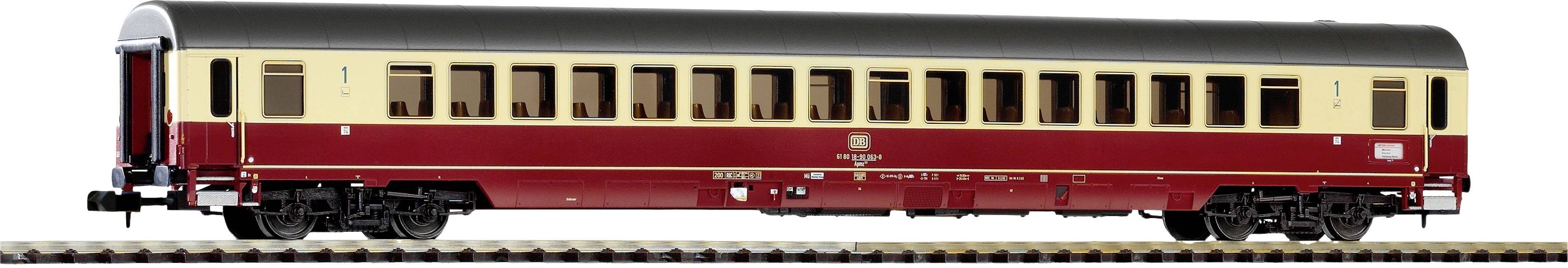 Ein detailliertes, rot-beiges Modell eines Eisenbahn-Personenwagens auf einem Modellbahngleis.