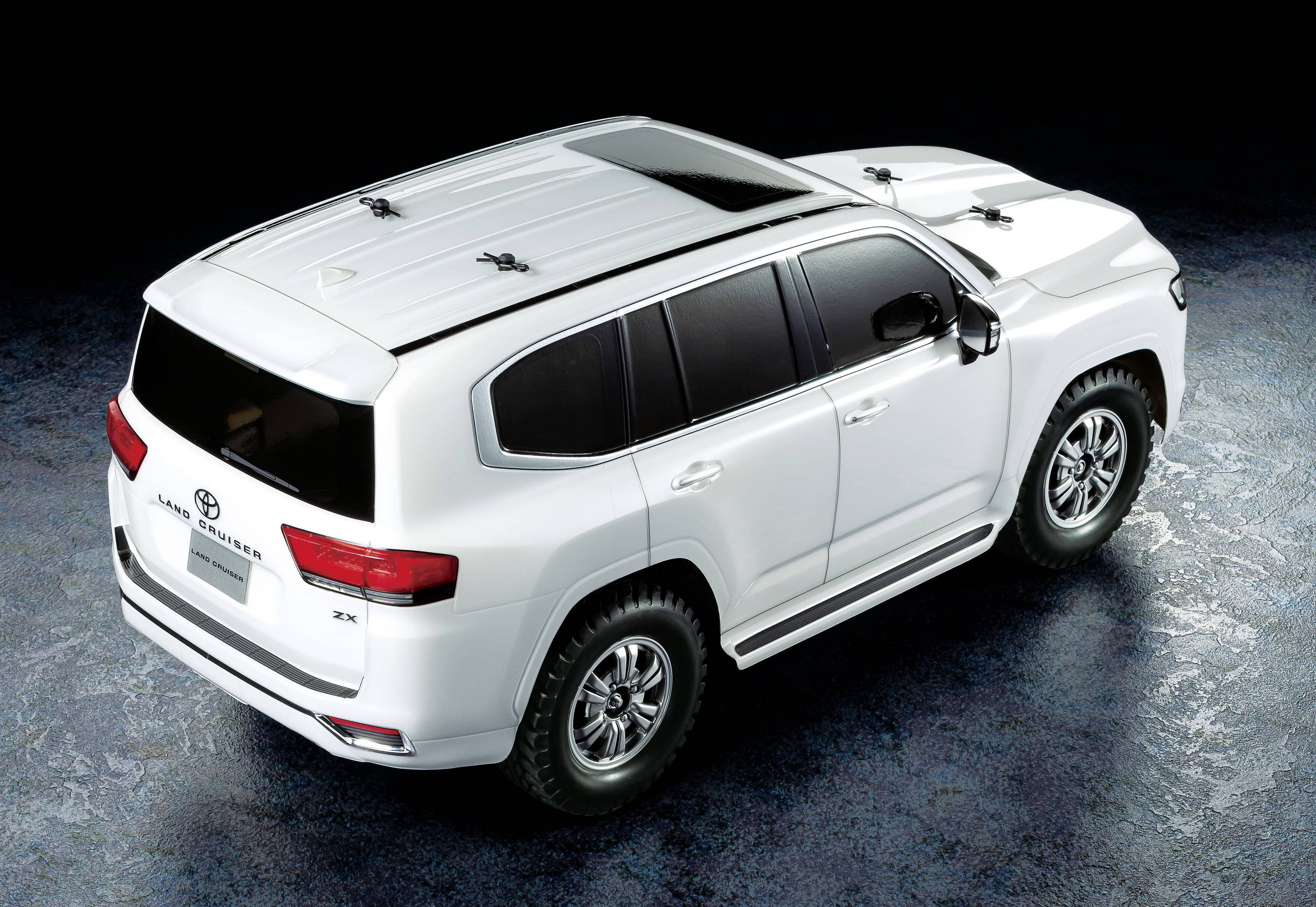 Tamiya 1:10 RC Toyota Land Cruiser 300 (CC-02) 1:10 RC Einsteiger Modellauto Elektro Allradantrieb (4WD) Bausatz