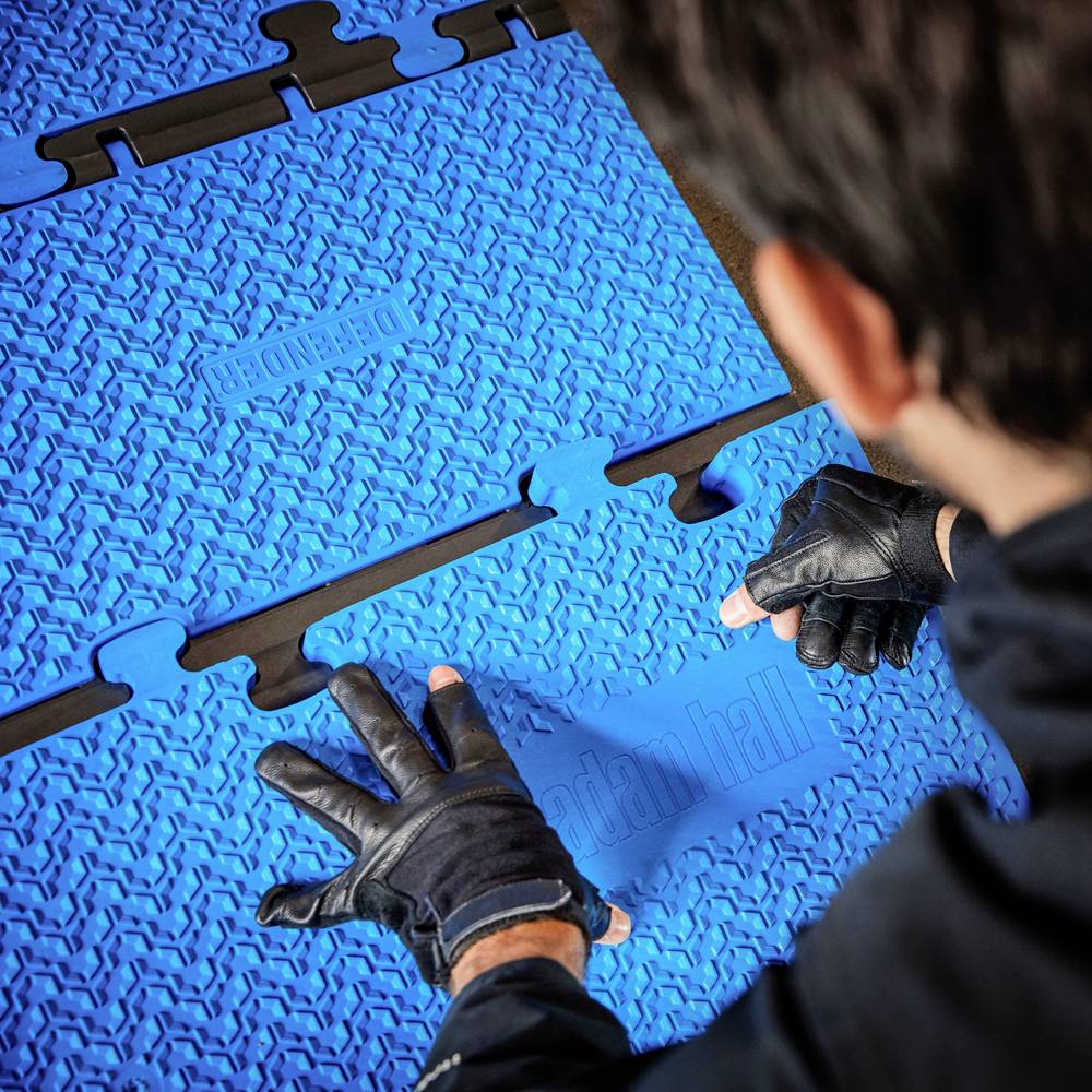 DEFENDER by Adam Hall Rampen-Modul 869301BLU Polyurethan Blau 1000mm Inhalt: 1St.