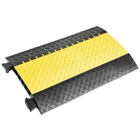 DEFENDER by Adam Hall Kabelbrücke 85300LUX Polyurethan Schwarz/Gelb Anzahl Kanäle: 5 870mm Inhalt: 1St. DEFENDER by Adam Hall Kabelbrücke 85300LUX Polyurethan Schwarz/Gelb Anzahl Kanäle: 5 870mm Inhalt: 1St.