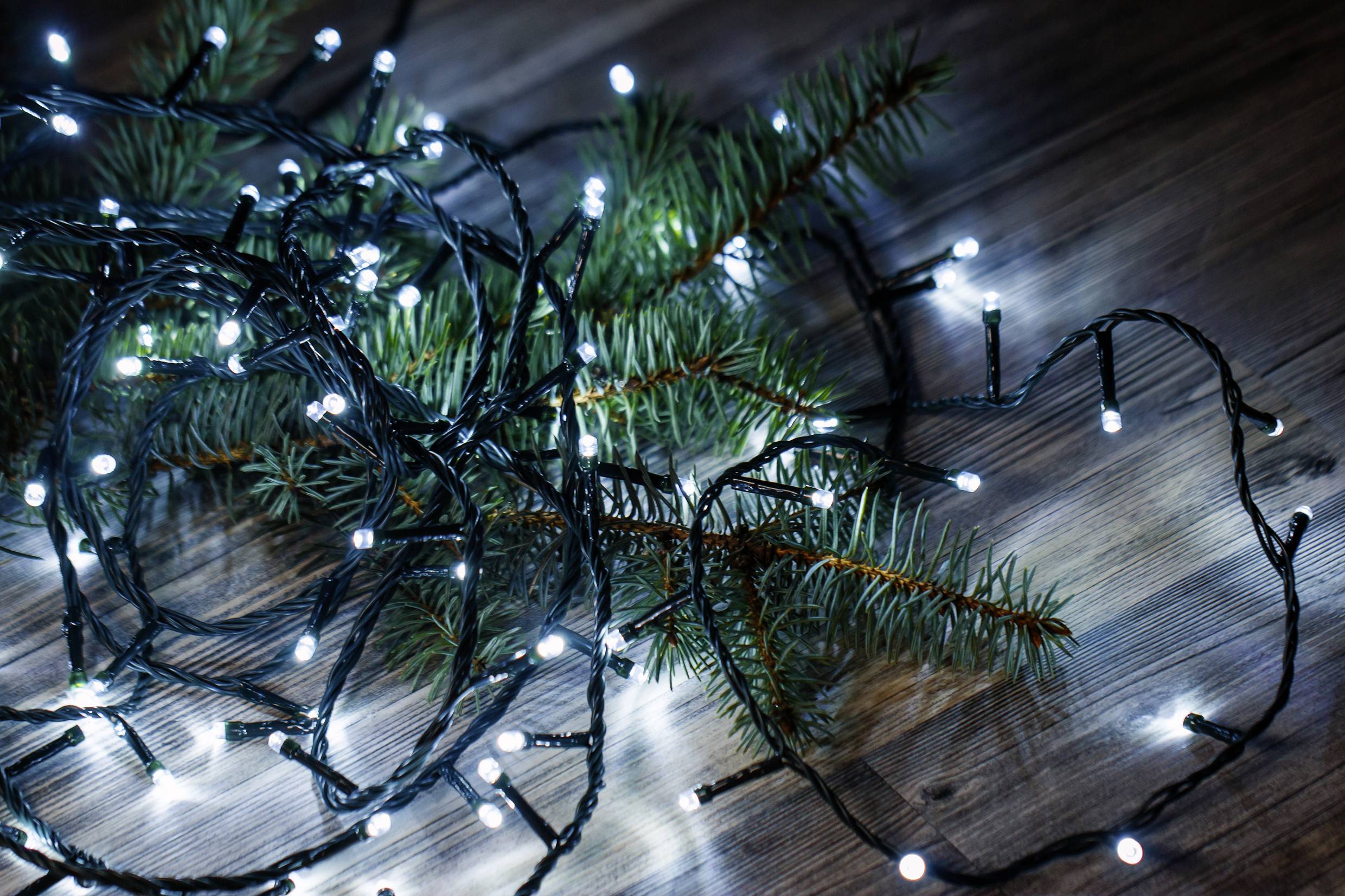 Sygonix SY-5596928 Solar-Lichterkette LED Schwarz, Standard-Grün (seidenmatt)