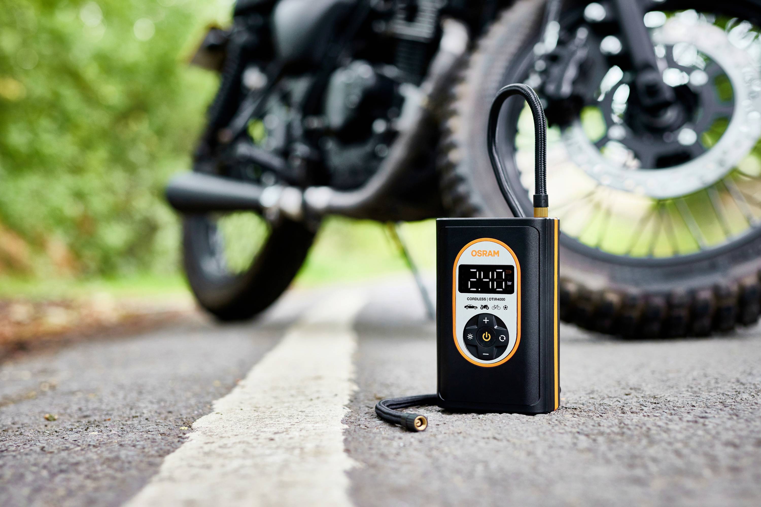 Osram Automotive OTIR4000 Kompressor TYREinflate 4000 8.3 bar Aufbewahrungs-Box/-Tasche, Automatische Abschaltung, mit