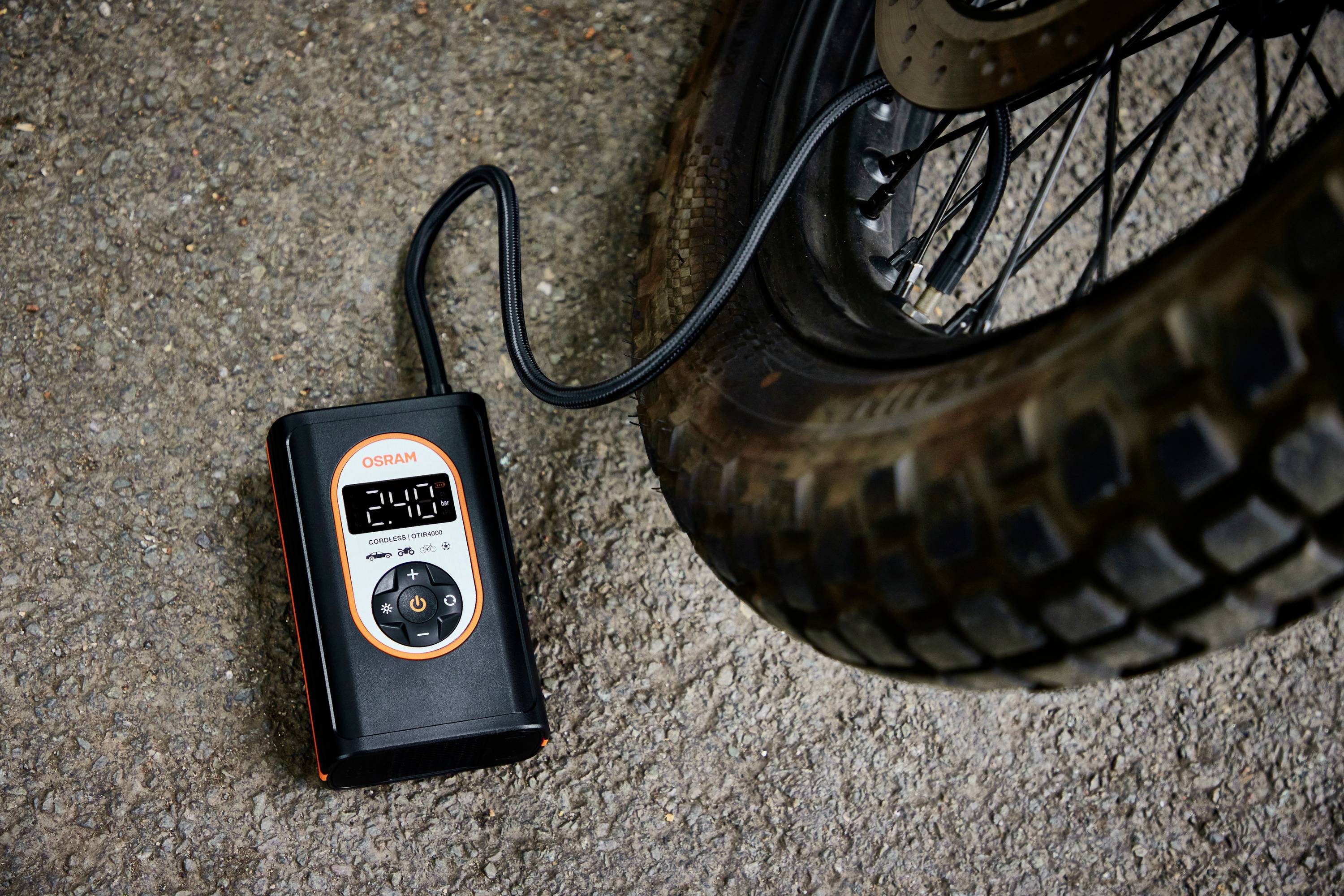 Osram Automotive OTIR4000 Kompressor TYREinflate 4000 8.3 bar Aufbewahrungs-Box/-Tasche, Automatische Abschaltung, mit