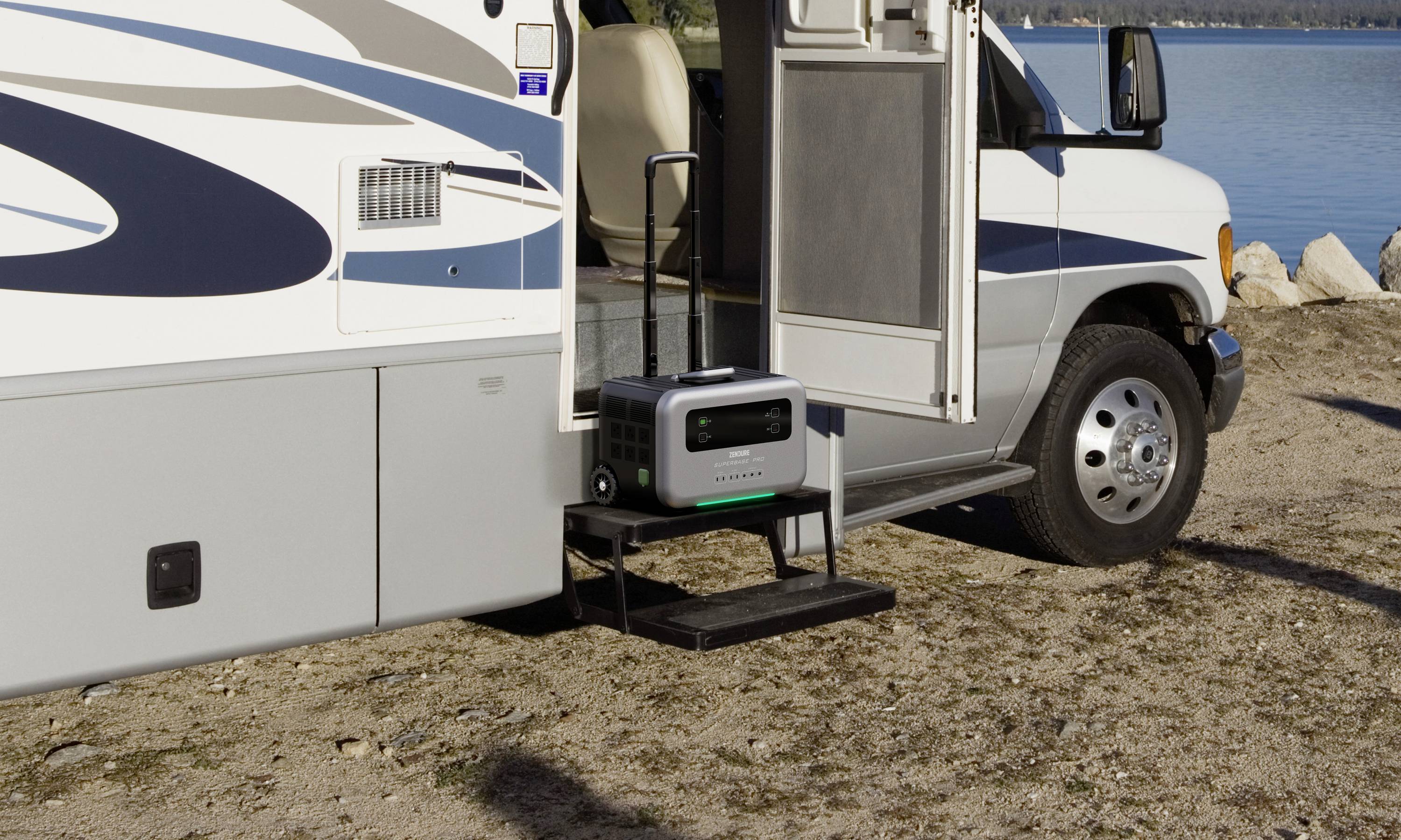 Zendure SuperBase 1500M Powerstation 30Ah SuperCharge LiFePO 4 ohne Laderegler