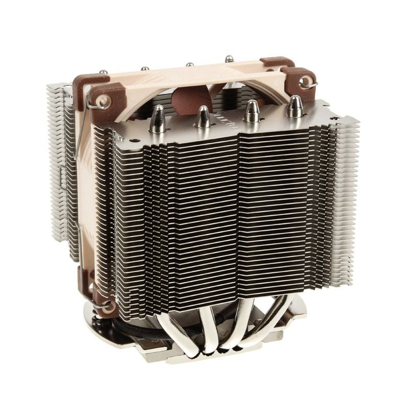 Ein CPU-Kühler mit großen Aluminium-Lamellen und mehreren Kupfer-Heatpipes zur Wärmeabfuhr. Geeignet für Computer-Kühlung.