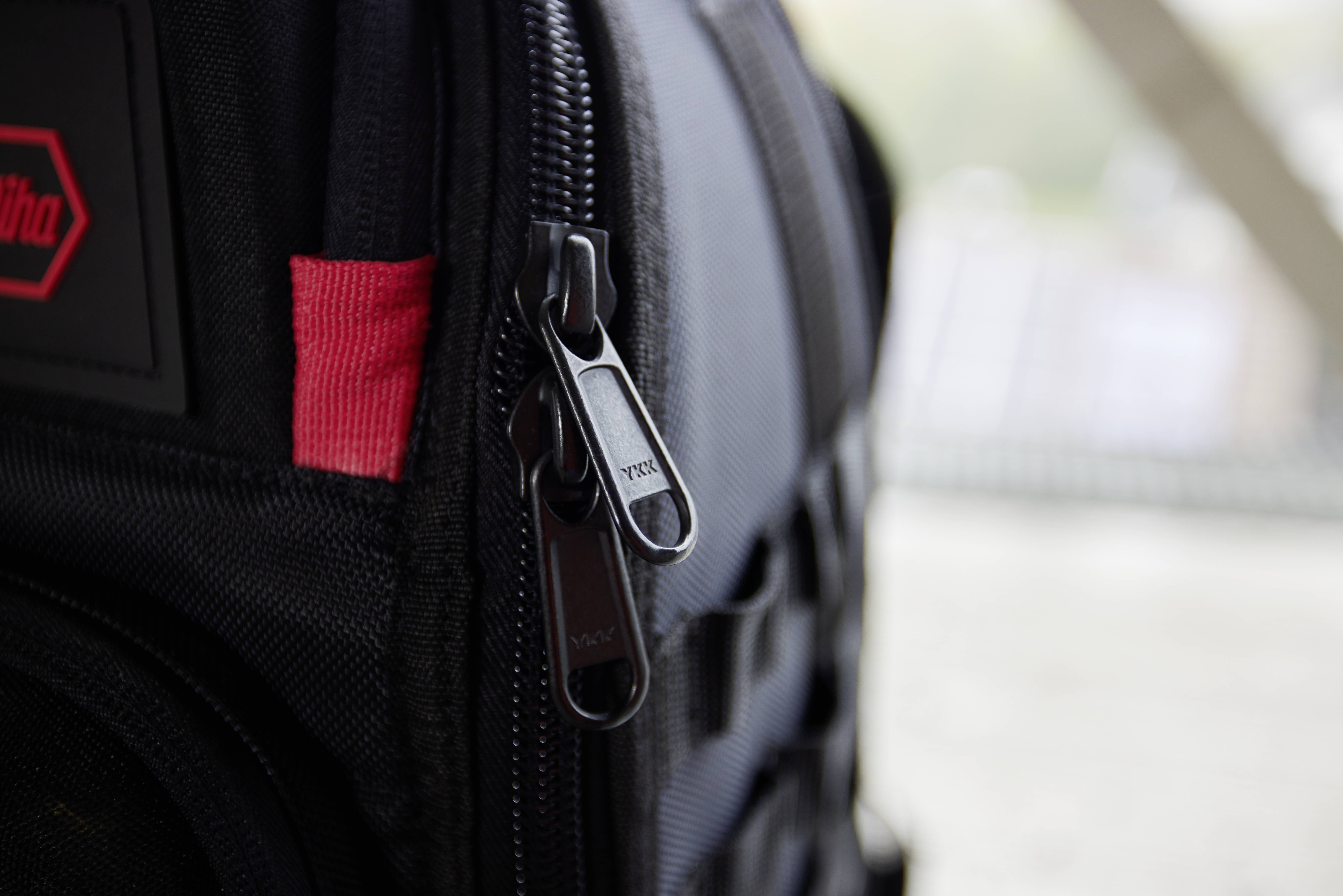 Wiha 45529 Handwerker, Heimwerker, Universal Werkzeugrucksack bestückt 41teilig (L x B x H) 385 x 260 x 530mm