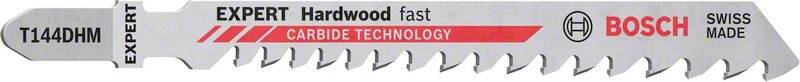 Sägeblatt für Stichsäge, mit Aufschrift 'EXPERT Hardwood fast'. Markierungen: 'T144DHM', 'CARBIDE TECHNOLOGY', Marke 'BOSCH', 'SWISS MADE'.