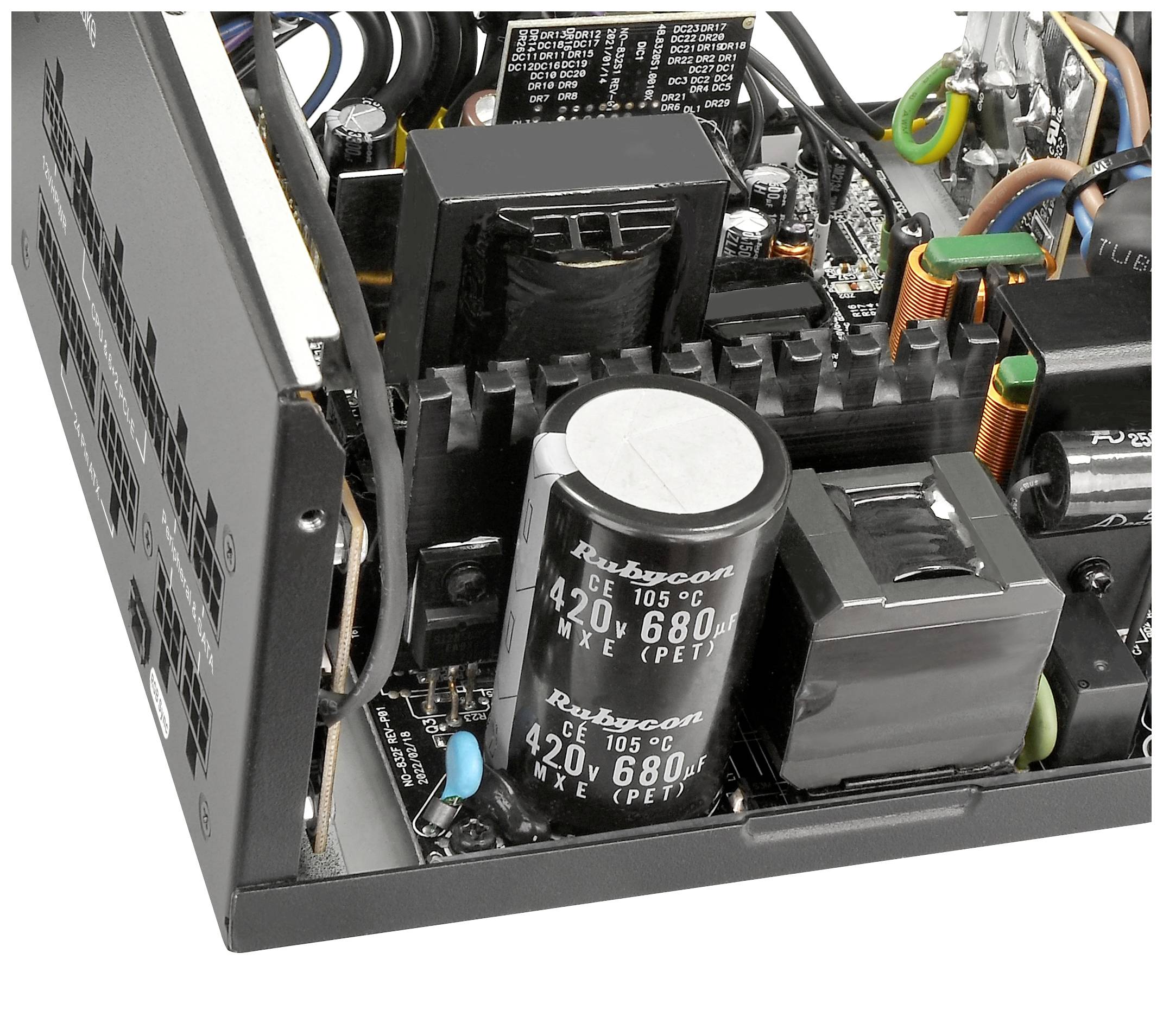 Thermaltake PS-TPD-0850F4FAGE-1 PC Netzteil 850W ATX 80PLUS® Gold