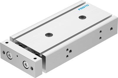 Flacher Pneumatikzylinder von Festo in rechteckiger Form, hauptsächlich aus Metall gefertigt, mit mehreren Befestigungspunkten.