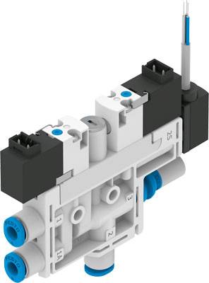 Pneumatisches Ventil mit zwei blauen Anschlüssen, weißen Hebeln und schwarzen elektrischen Anschlüssen, verwendet für Steuerungssysteme.