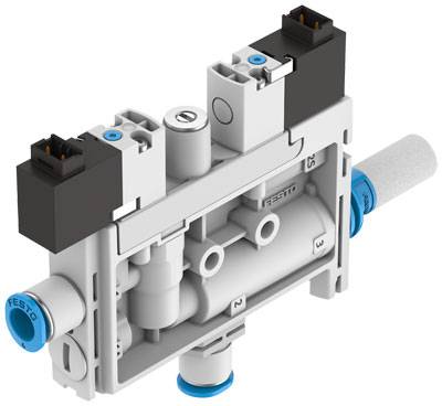 Ein pneumatisches Ventil von Festo, gezeigt in einer technischen Darstellung mit sichtbaren Anschlüssen und Steckverbindern.
