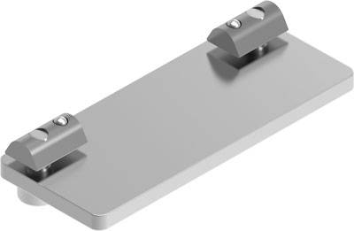Metallplatte mit zwei erhöhten Klampen oben. Sie wird vermutlich als Befestigungselement oder Halterung verwendet.