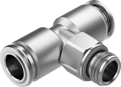 Ein silbernes T-Stück mit drei Anschlüssen für Rohre, verwendet in technischen Anwendungen wie Wasser- oder Gasleitungen.