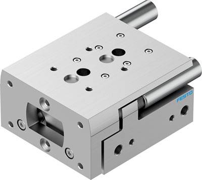 Metallischer Pneumatikschlitten mit mehreren Befestigungslöchern und Zylindern. Firmenlogo 'FESTO' seitlich sichtbar.