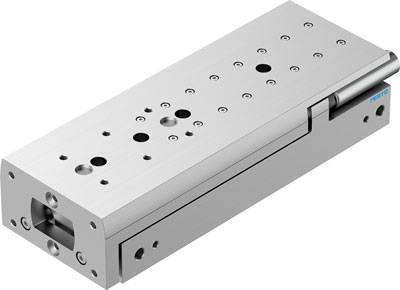Linearmodul aus Metall mit mehreren Bohrungen und einem zylindrischen Element auf der rechten Seite, verwendet in Automatisierungssystemen.