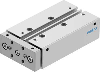Pneumatischer Linearantrieb von Festo mit robustem Design, geeignet für präzise und effiziente Bewegungen in industriellen Anwendungen.