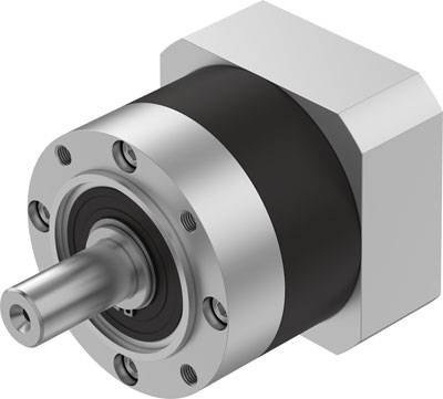 Ein silbernes Planetengetriebe, zylindrisch, mit mehreren Schraubenlöchern auf der Vorderseite, vor einem weißen Hintergrund.