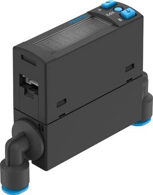 Ein schwarzes elektronisches Gerät mit blauen Knöpfen und Anschlüssen an den Seiten, verwendet für die Durchflussmessung in Systemen.
