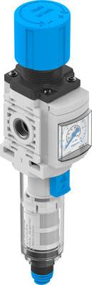 Druckregler mit Manometer, überwiegend blau und grau. Zeigt Druck an; verwendet zur Kontrolle von Luftdruck in Systemen.