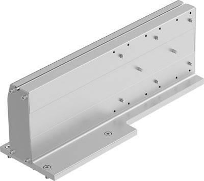 Metallische Halterung in L-Form, silberfarben, mit mehreren Schraubenlöchern. Geeignet zur Befestigung technischer Geräte.