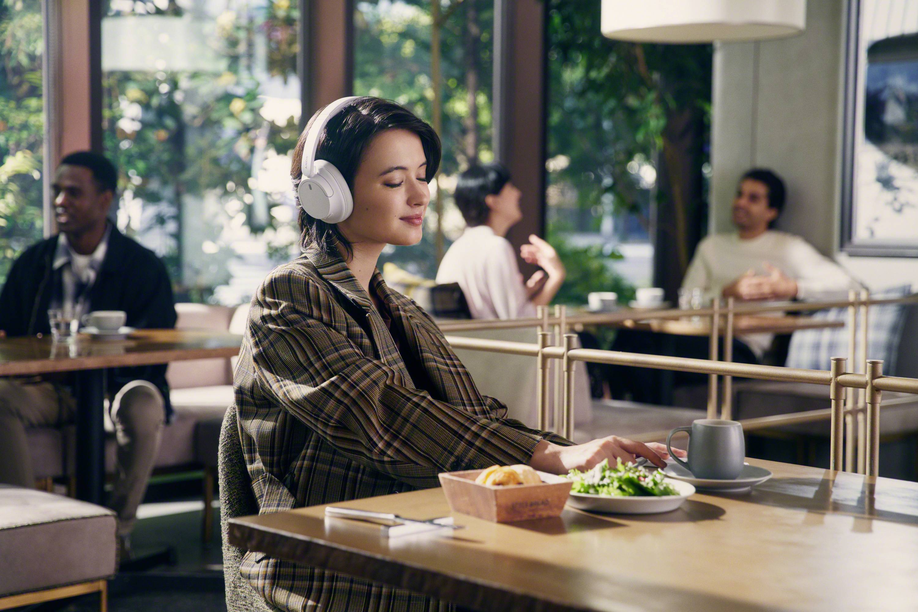 Sony WH-CH720N Over Ear Headset Bluetooth® Stereo Weiß Mikrofon-Rauschunterdrückung, Noise Cancelling Headset