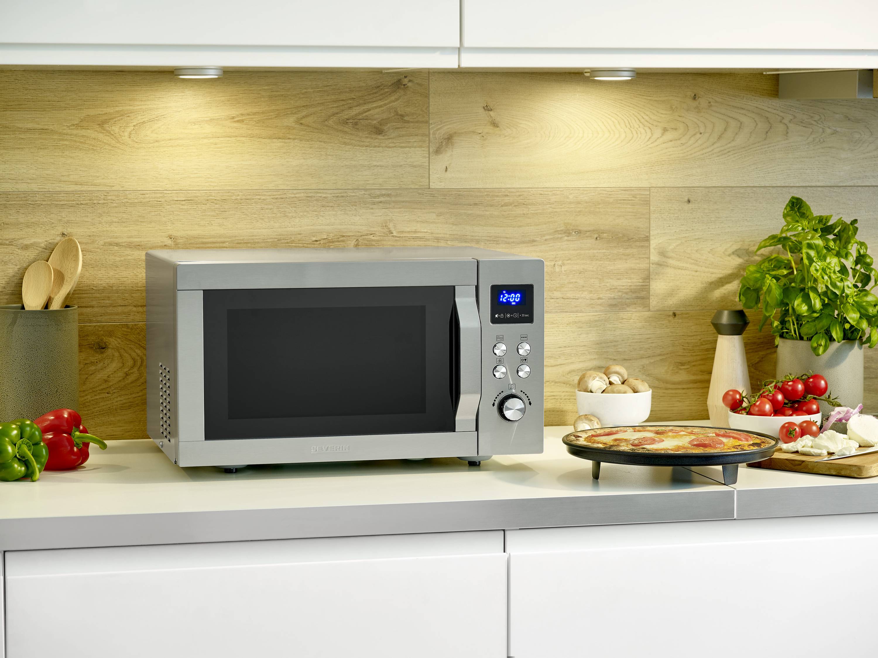 Severin MW 7776 Mikrowelle Edelstahl (gebürstet), Silber 900 W Grillfunktion, Heißluft-Funktion