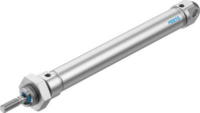 Pneumatischer Zylinder von Festo, zylindrische Form, silberfarben, mit blauer Logoaufschrift 'FESTO' seitlich.