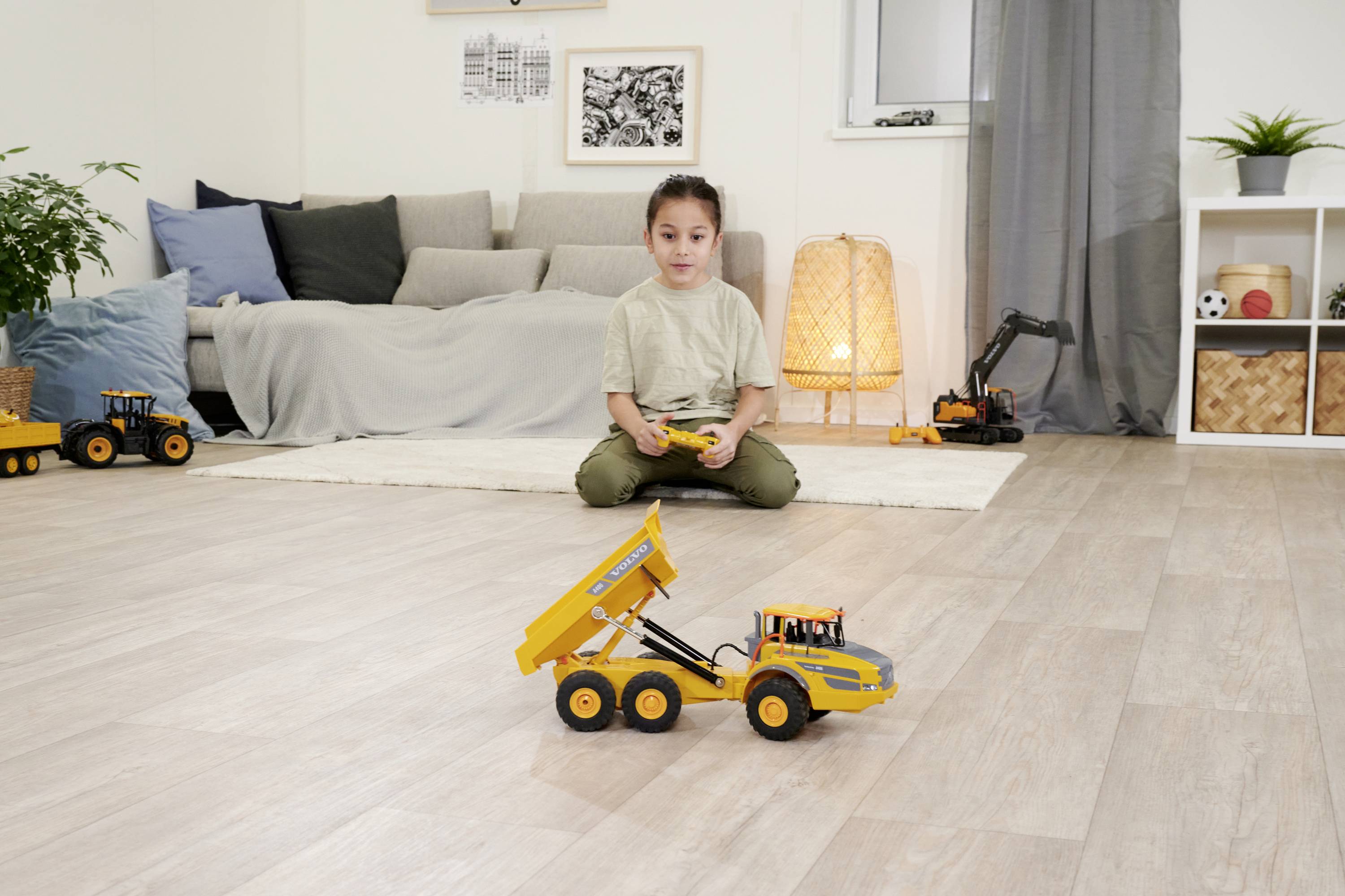 Carson Modellsport 907669 1:20 Muldenkipper Volvo A40G 100% RTR 1:20 Elektro RC Einsteiger Funktionsmodell 100% RtR