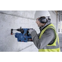 Bosch Professional GBH 18V-28 C solo SDS-Plus-Akku-Bohrhammer 18V Li-Ion ohne Akku, ohne Ladegerät, inkl. Koffer Bosch Professional GBH 18V-28 C solo SDS-Plus-Akku-Bohrhammer 18V Li-Ion ohne Akku, ohne Ladegerät, inkl. Koffer