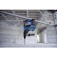 Bosch Professional GBH 18V-28 C solo SDS-Plus-Akku-Bohrhammer 18V Li-Ion ohne Akku, ohne Ladegerät, inkl. Koffer Bosch Professional GBH 18V-28 C solo SDS-Plus-Akku-Bohrhammer 18V Li-Ion ohne Akku, ohne Ladegerät, inkl. Koffer