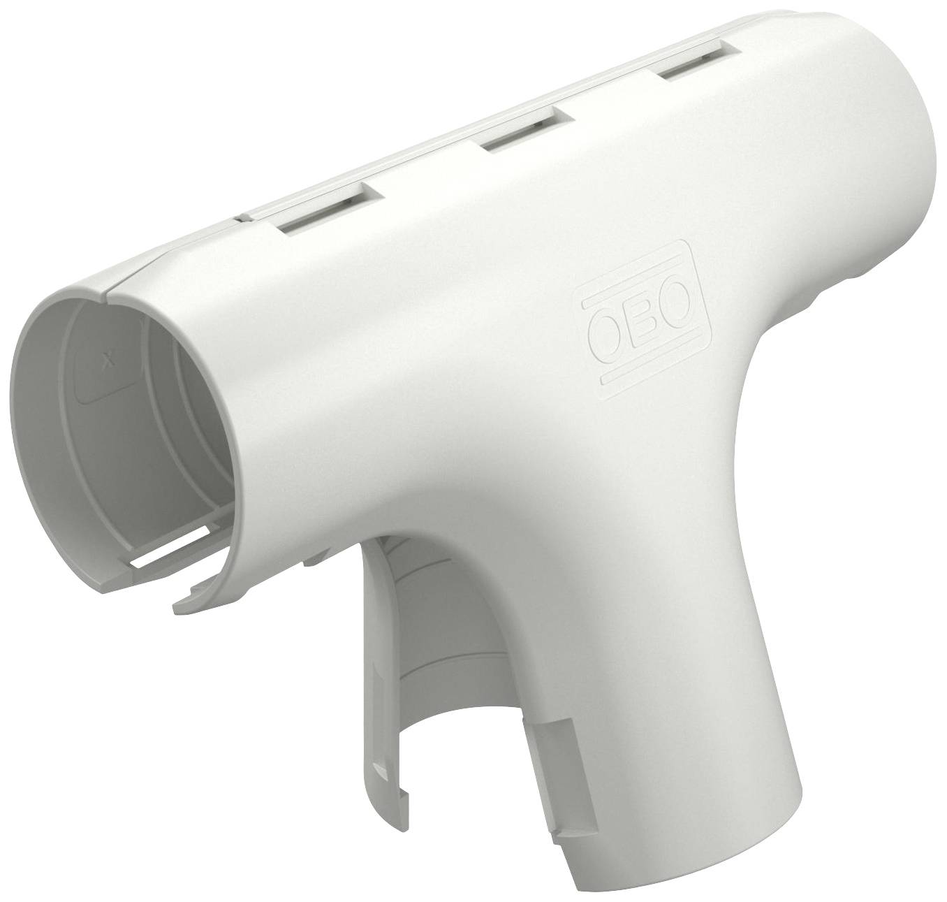 Ein weißes PVC-Rohrverbindungsstück in T-Form, mit der Marke 'OBO' eingeprägt. Verwendet in Elektroinstallationen.