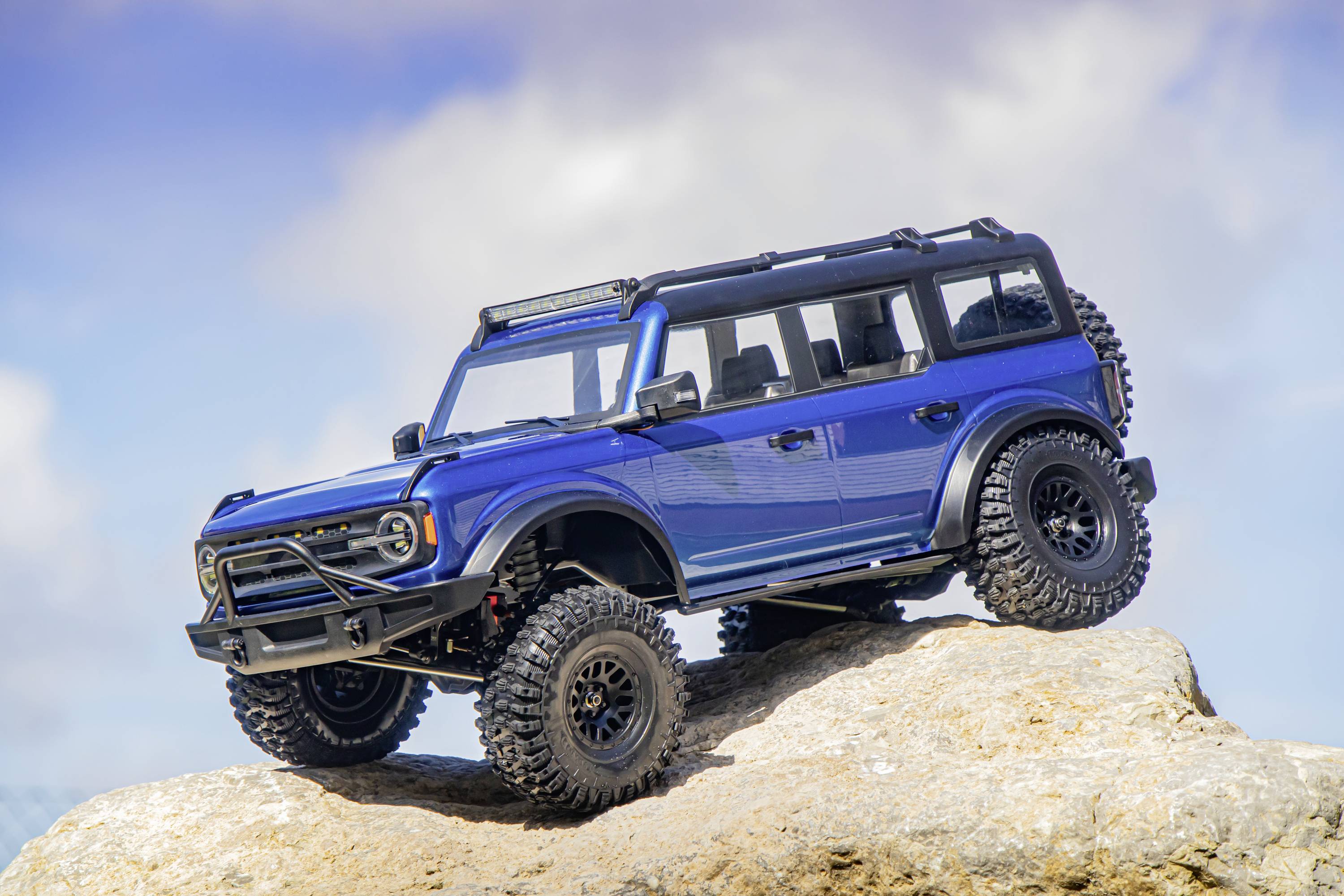 Absima CR1.8 Chassis BronX Brushed 1:8 RC Modellauto Elektro Crawler Allradantrieb (4WD) RtR 2,4GHz