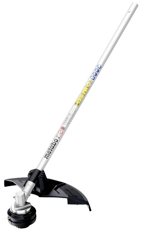 Ein Metabo-Trimmerkopf mit Schutzvorrichtung, geeignet für Gartenarbeiten. Der Stiel ist mit Sicherheits- und Nutzungshinweisen versehen.